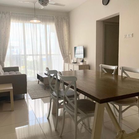 1 Bedroom Ttdi Adina Sek 13 シャー・アラム エクステリア 写真