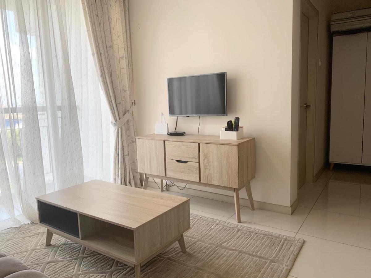 1 Bedroom Ttdi Adina Sek 13 シャー・アラム エクステリア 写真